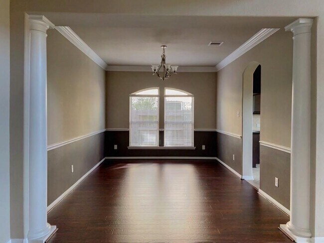 Building Photo - 20111 Ivory Valley Ln