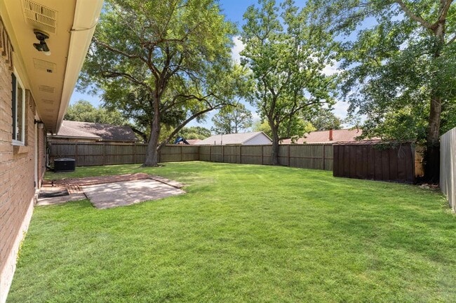 Building Photo - 418 Ironbark Dr