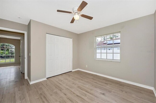 Building Photo - 4382 Sunburst Ave