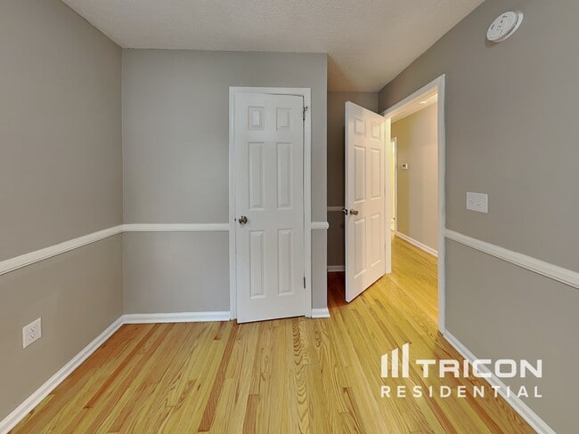 Building Photo - 1229 Moss Acres Ct