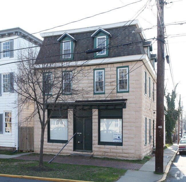 Primary Photo - 425 High St