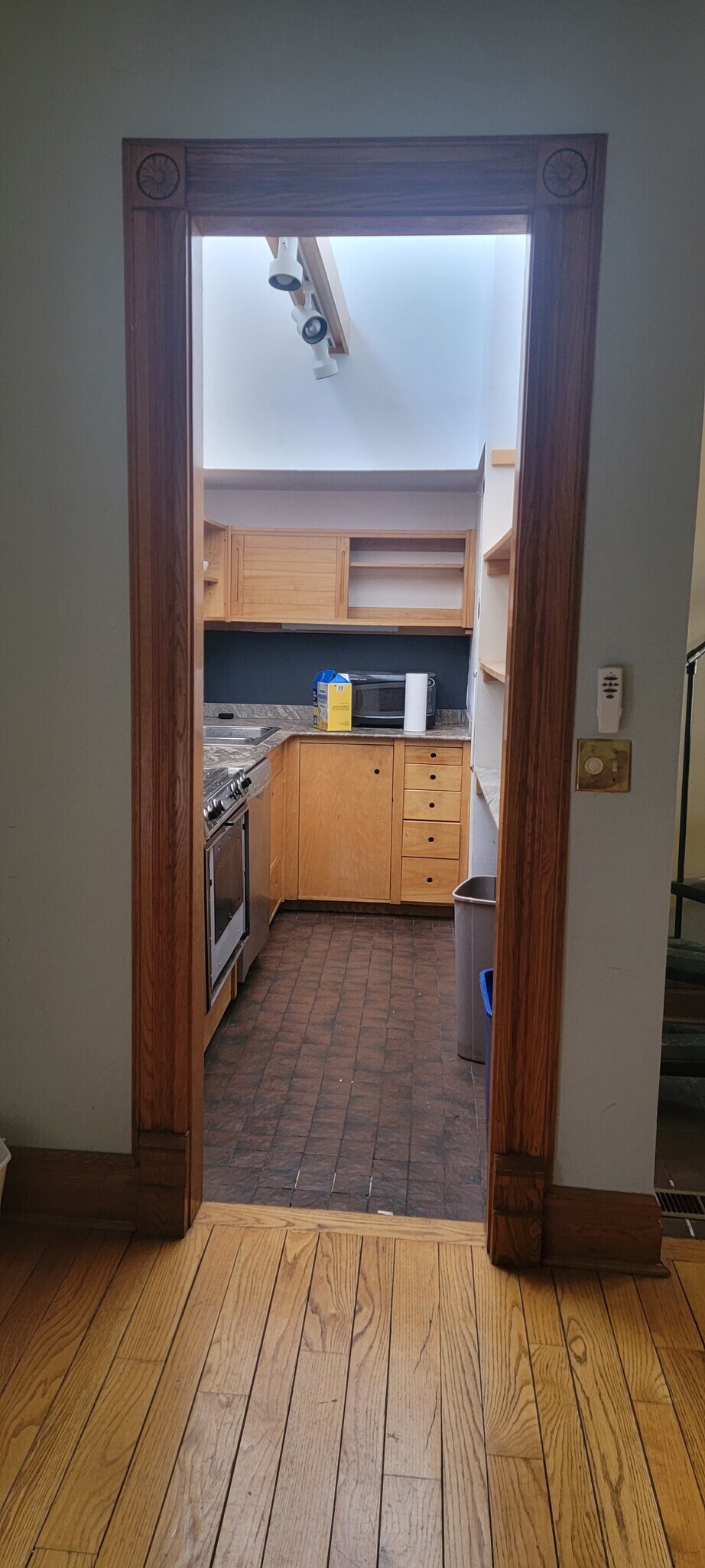 Kitchen - 256 Bryant St
