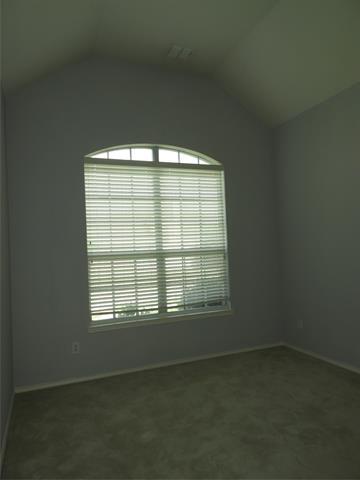 Building Photo - 3104 Cedardale Dr