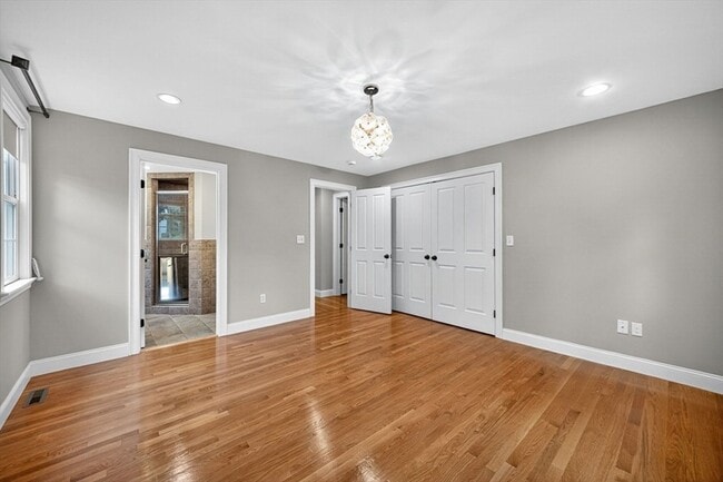 Building Photo - 28 Webster St