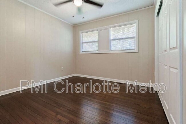 Building Photo - 10707 Walkers Ferry Rd