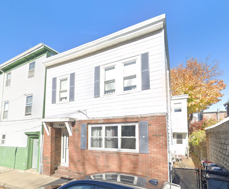 Building Photo - 161 Otis St