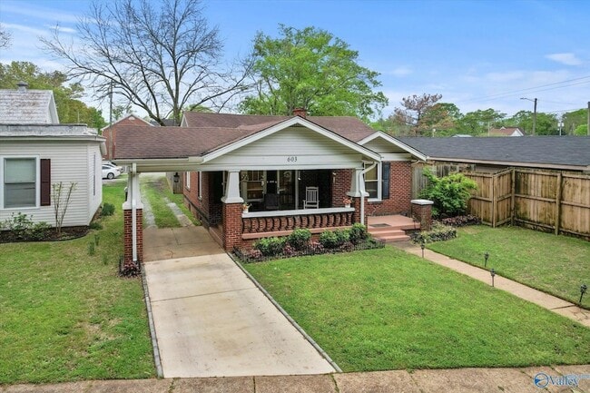 Building Photo - 603 Prospect Dr SE