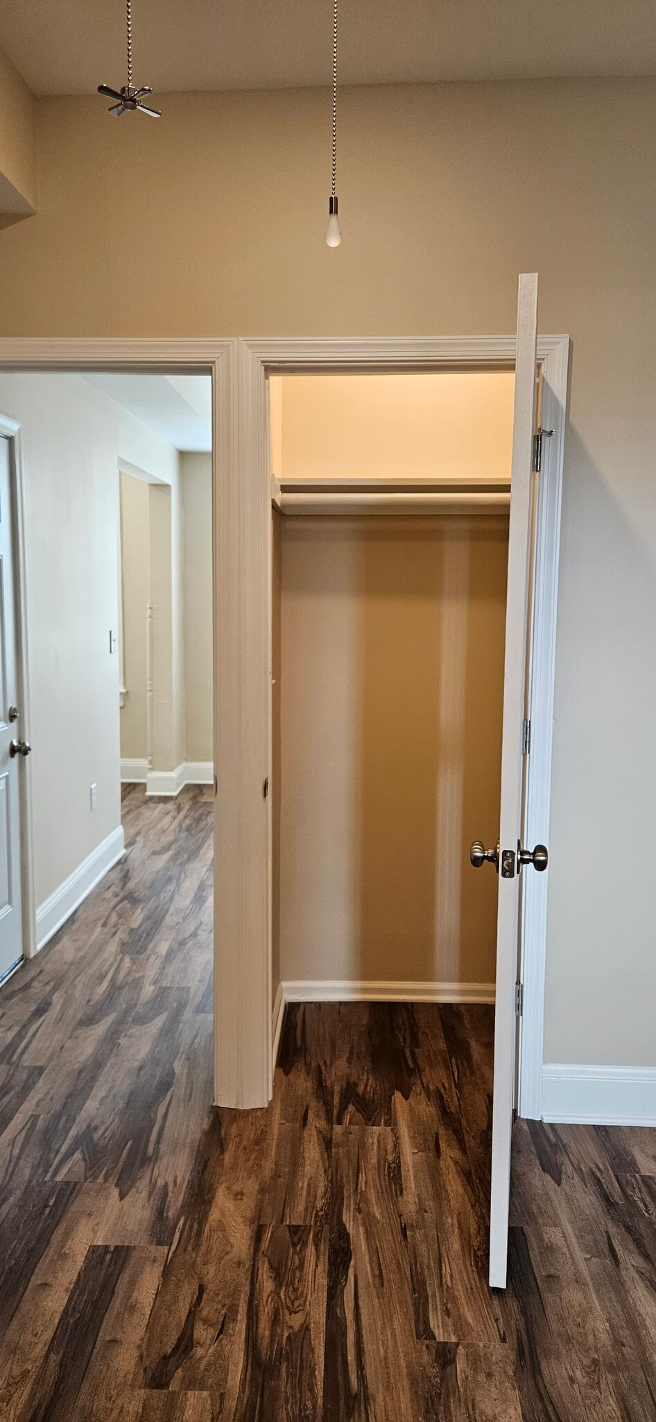 Building Photo - 2016 1st St NW