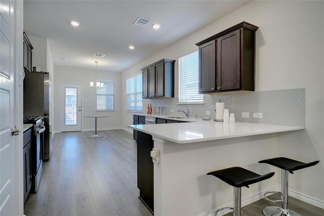 Building Photo - 2325 Brightstone Dr