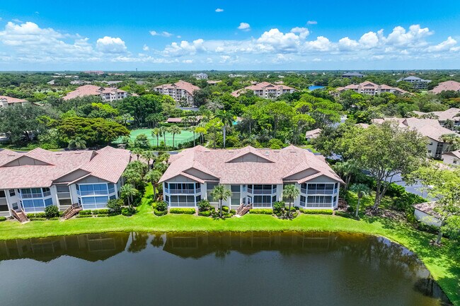 Building Photo - 26868 Wedgewood Dr