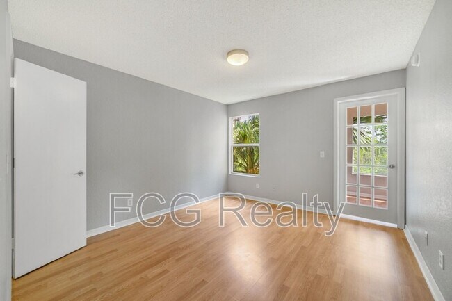 Building Photo - 5140 Conroy Rd