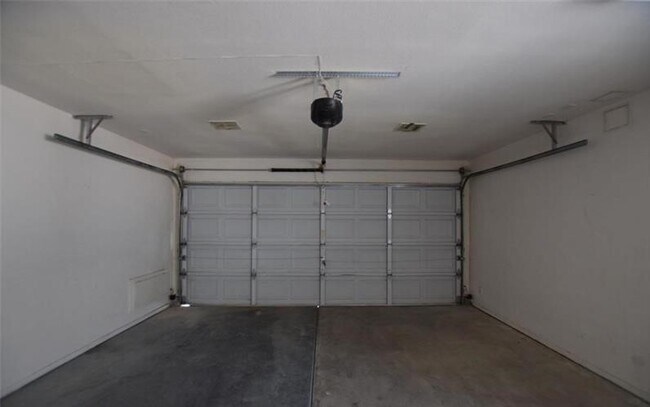 Building Photo - RENT READY!!! 3 BED 2 BATH IN NORTH LAS VEGAS!