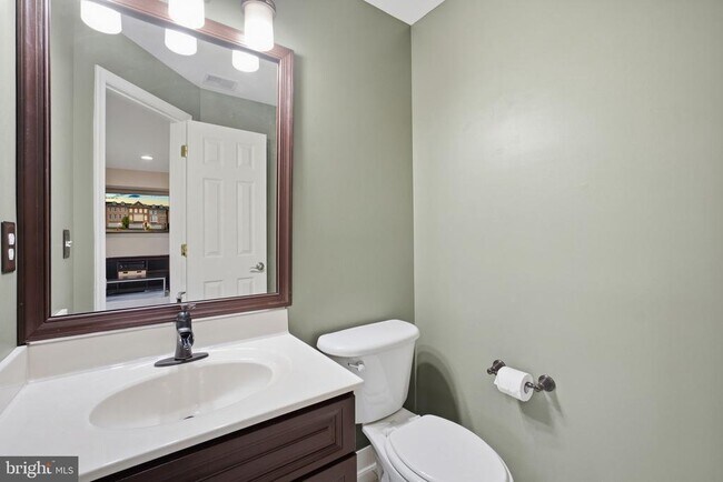 Building Photo - 3342 Wilton Crest Ct
