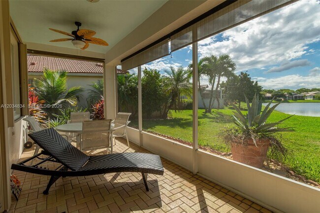 Building Photo - 2675 Clipper Cir