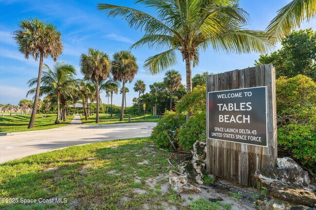 Building Photo - 1125 Jimmy Buffett Mem Hwy