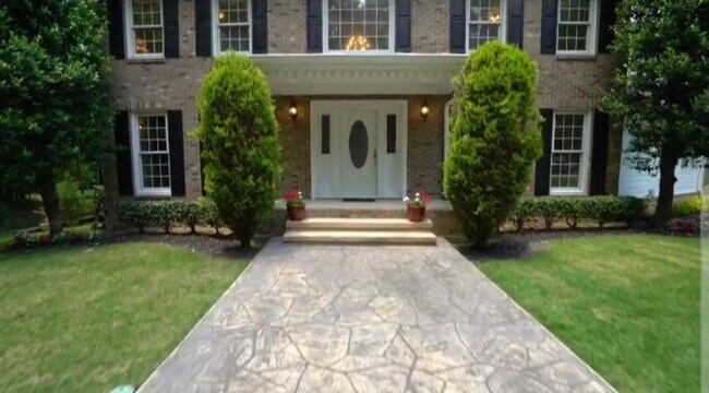 Building Photo - 3291 Garmon Dr