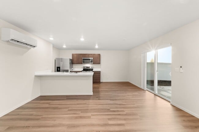 Building Photo - 10239 Sorenstam Rd