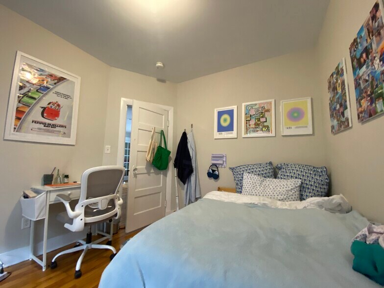 Building Photo - 6 Westminster St