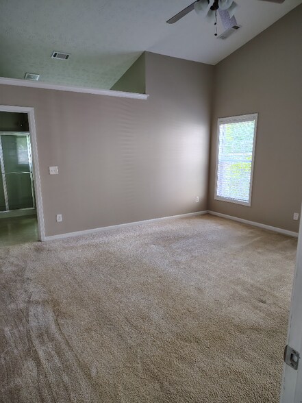 Building Photo - 1418 Dulwich Ct