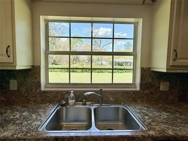 Building Photo - 4701 NE 7th Ave