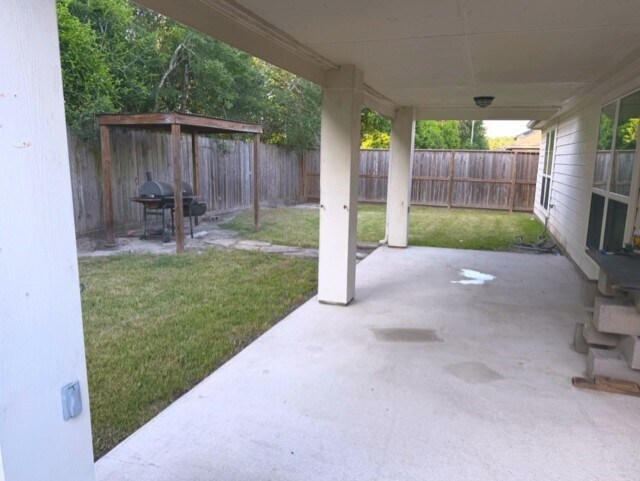 Building Photo - 1330 Yucca Mountain Dr
