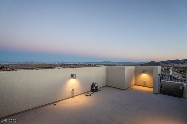 Building Photo - 367 Pollino Peaks St