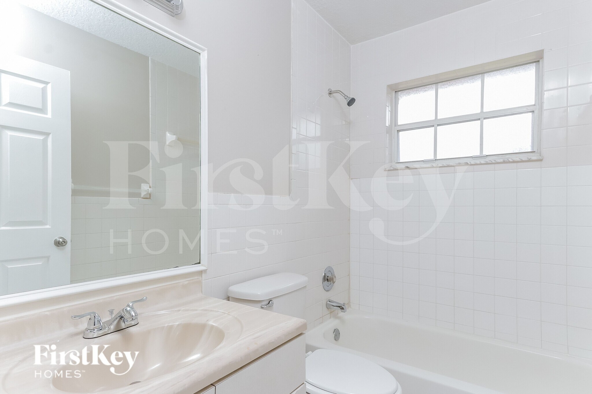 Building Photo - 1204 NW 5th St