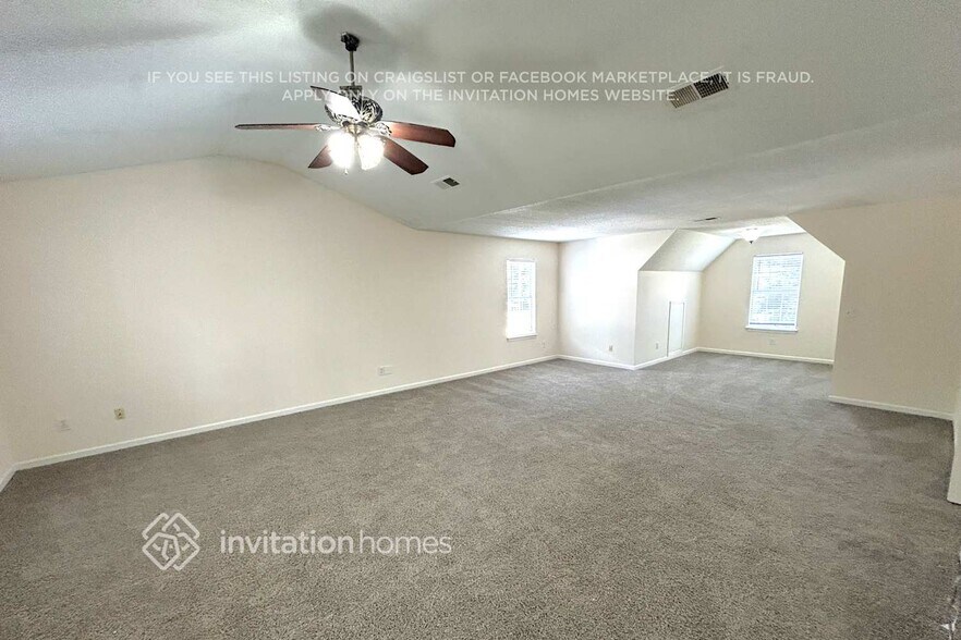 Building Photo - 2204 Eagles Nest Cir