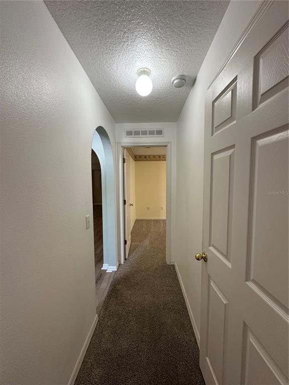 Building Photo - 5539 Sycamore Canyon Dr