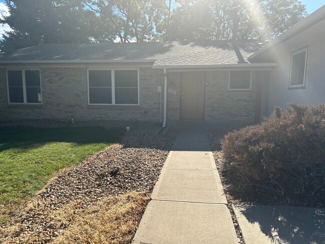 Front - 7564 W 83rd Ave