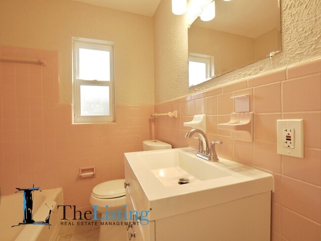 Building Photo - 83 Griggs Ave