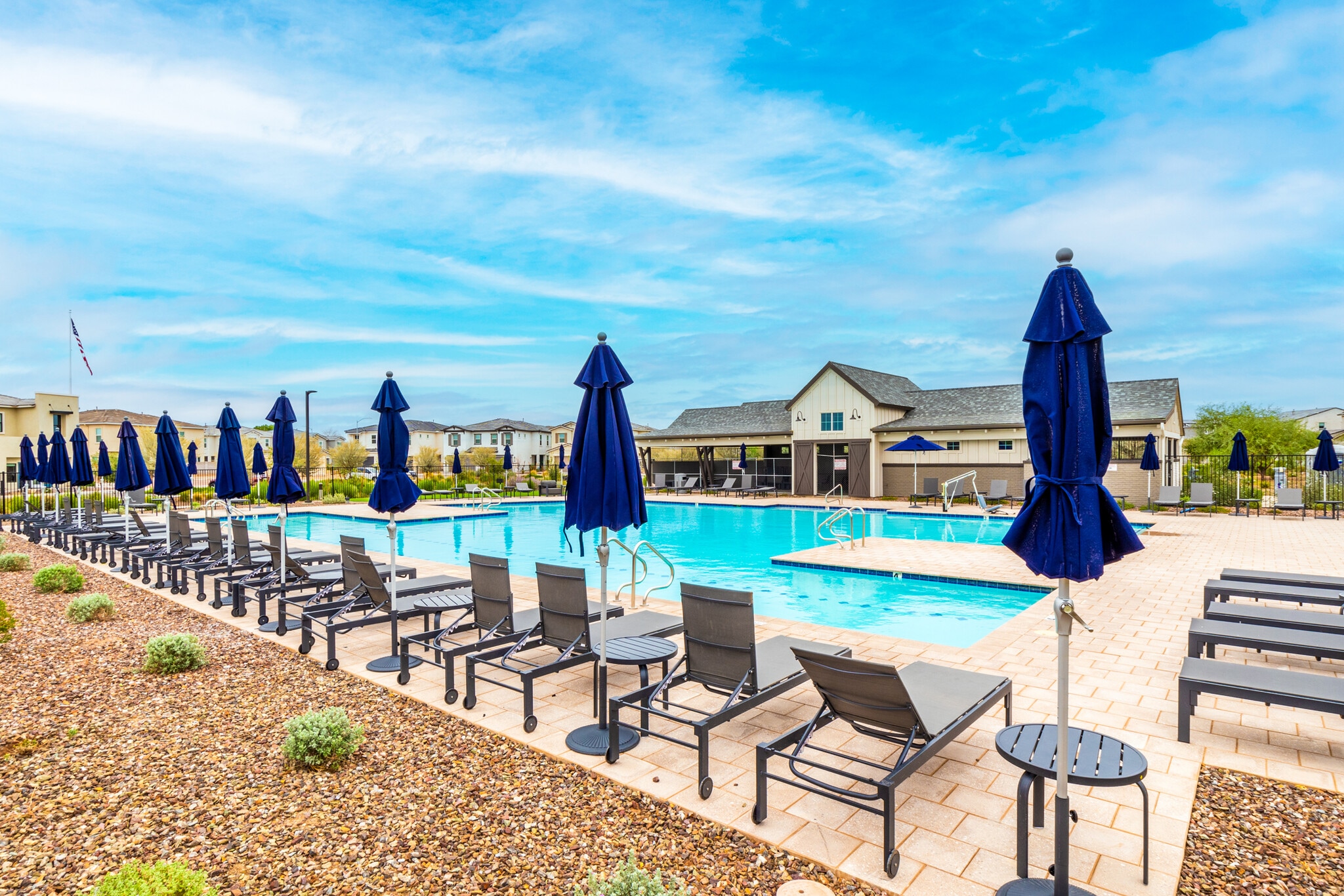 Building Photo - 4864 E Village Dr