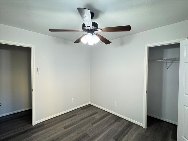 Building Photo - 21543 Falvel Misty Dr