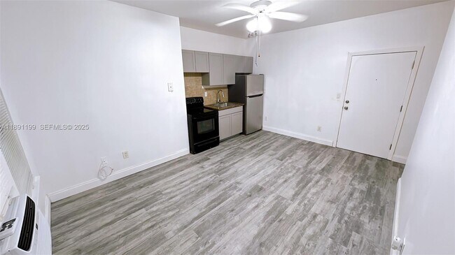 Building Photo - 842 Meridian Ave