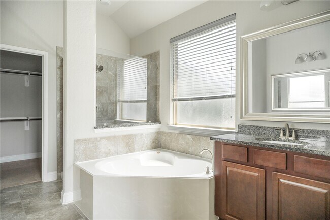 Building Photo - 17003 Maravillas Cove Dr