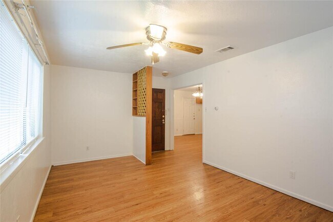 Building Photo - 3505 Grady St