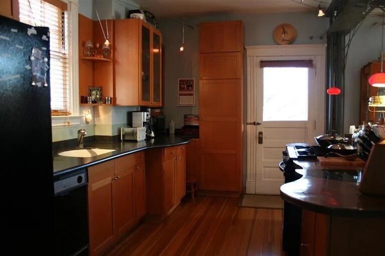 Building Photo - 2218 Eureka Ter