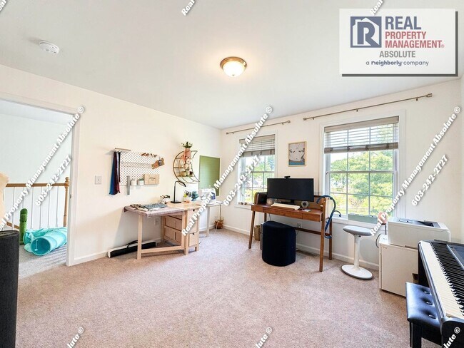 Building Photo - Modern 3BR Home with Solar & Private Yard