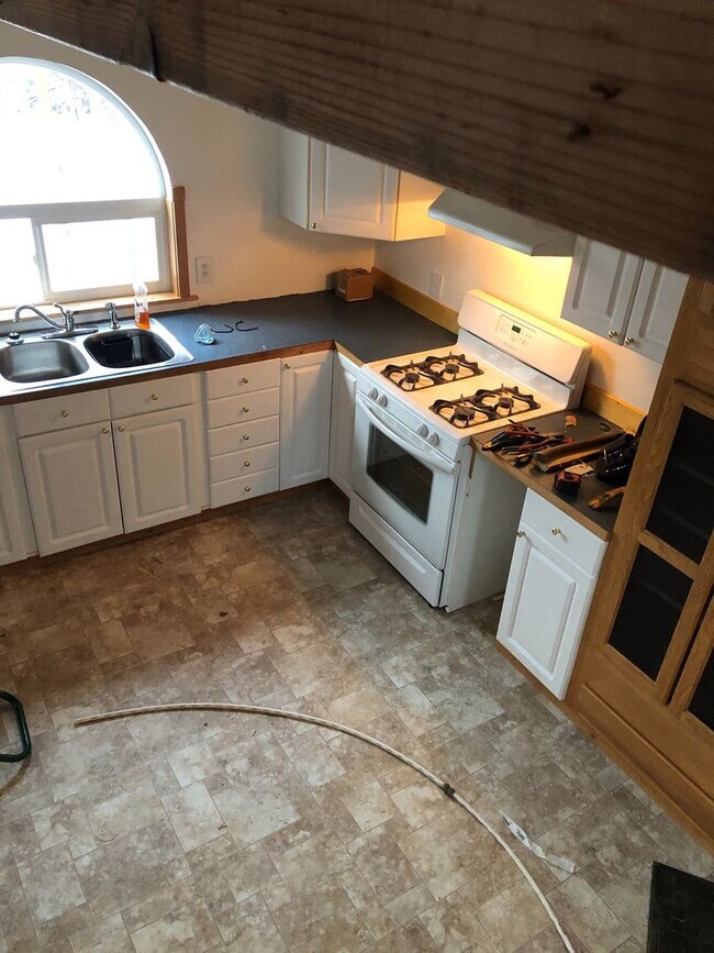 Building Photo - 9774 W King Arthur Dr