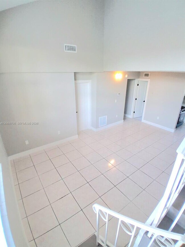 Building Photo - 2770 W 60th Pl