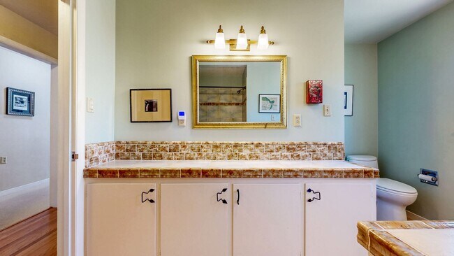 Building Photo - 4560 Sullivan Ct
