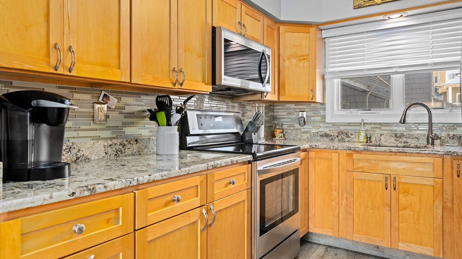 Building Photo - 224 Boardwalk-SI ID1309012P