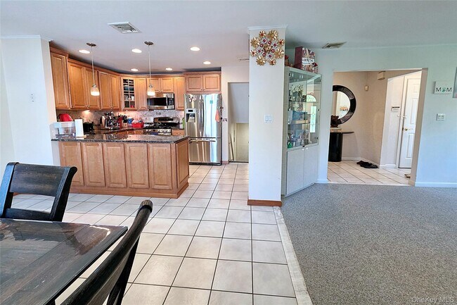 Building Photo - 110 Briarwood Ln