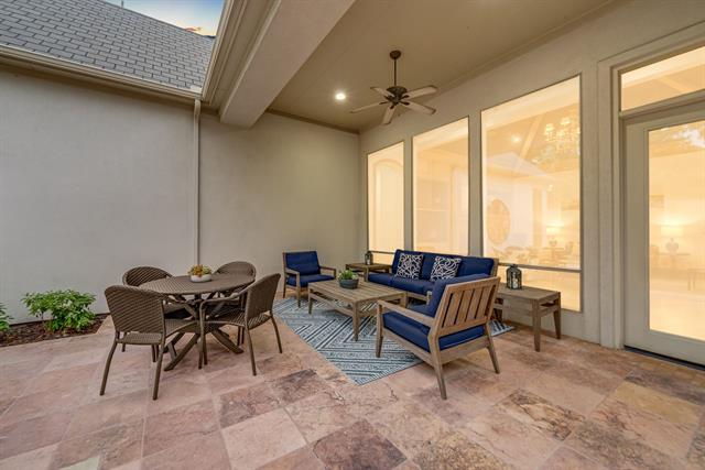 Building Photo - 6049 Arrowhead Dr