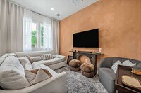 Building Photo - 1601 St Albans Blvd