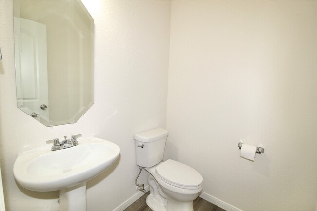 Building Photo - 3226 Fountain Hills Dr