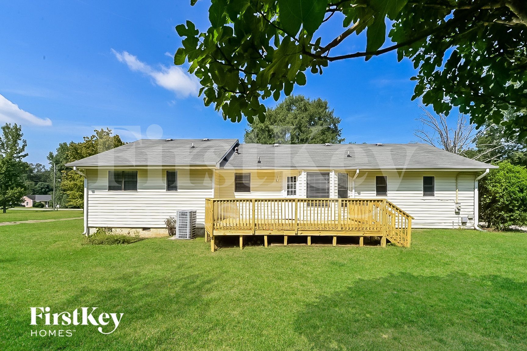 Building Photo - 185 Southmoor Cir