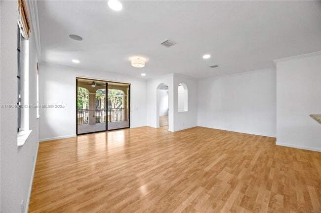 Building Photo - 2790 Center Ct Dr