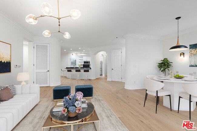 Building Photo - 850 Croft Ave