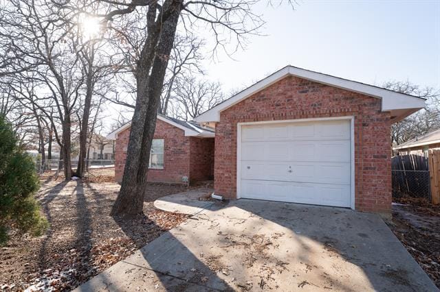 Building Photo - 1415 Amity Ln